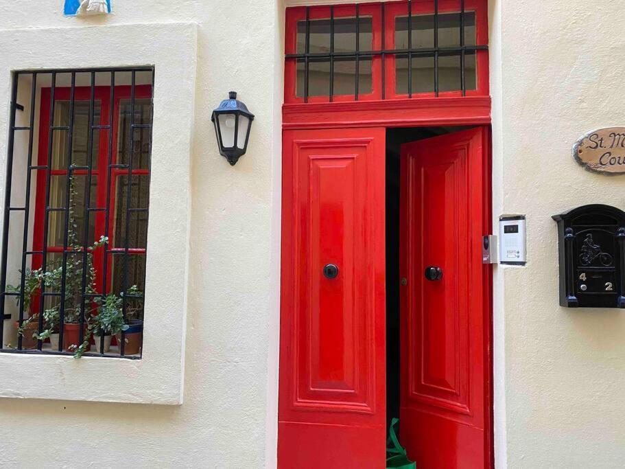 Sunset Suite Victoria Exterior foto